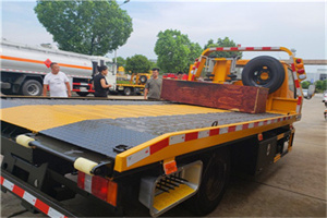 颍州区附近拖车电话号码服务